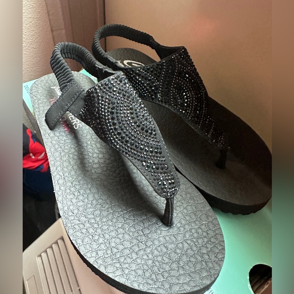 NWT Skechers Yoga Foam Meditation Black Rhinestone Women's Sandal - Picture 6 of 11